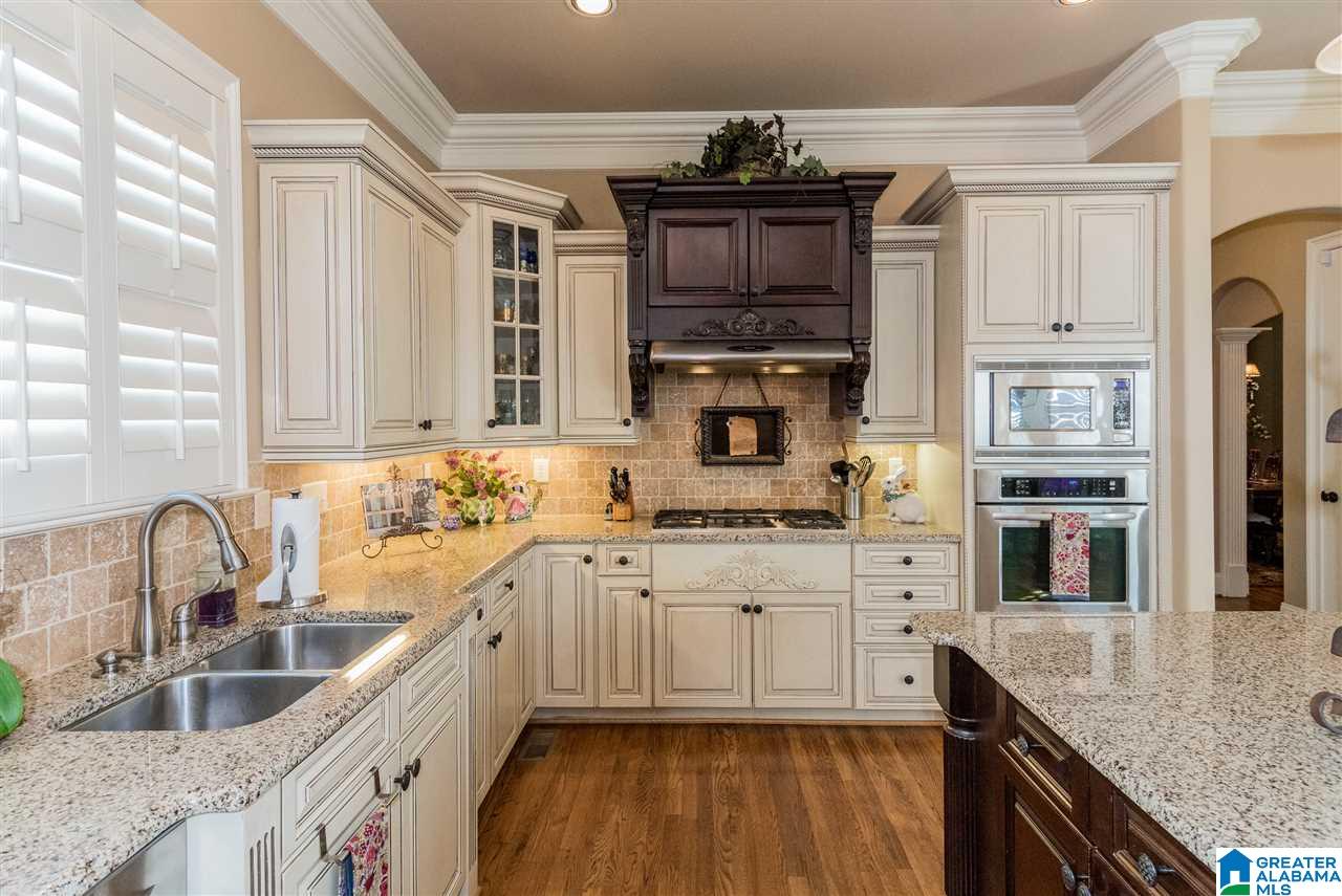 1515 Scout Ridge Drive Birmingham, AL 35244 - Photo 6 of 39