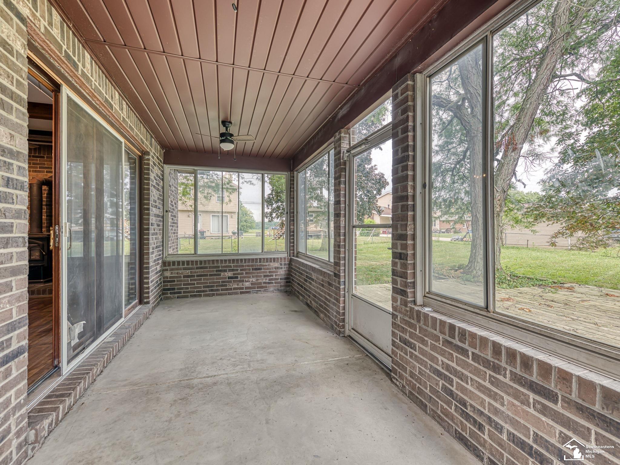 1902 South Raisinville Road Monroe, MI 48161 - Photo 19 of 46 Gallery Image 19