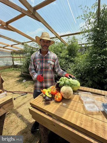 $4,000 | 1573 Garrisonville Road, Stafford, VA 22556