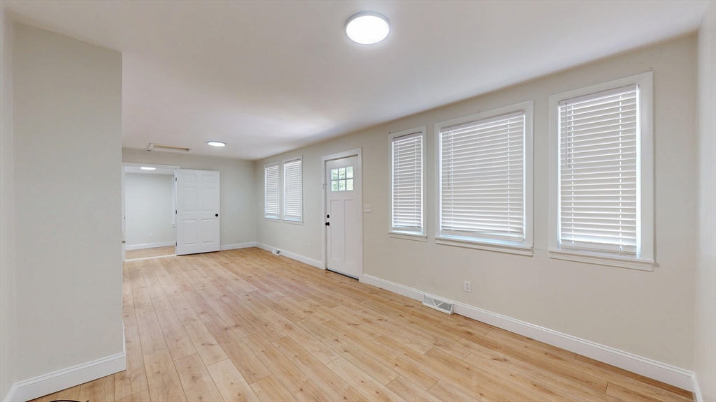 311 Winthrop Street Rehoboth, MA 02769 - Photo 5 of 29