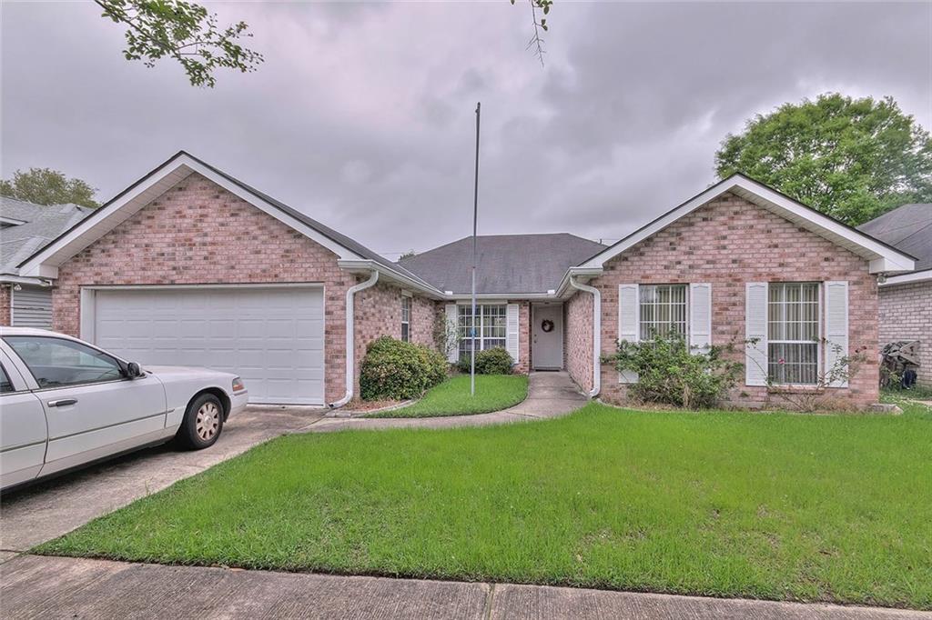 384 North Suncrest Loop Slidell, LA 70458 - Photo 1 of 15 Gallery Image 1