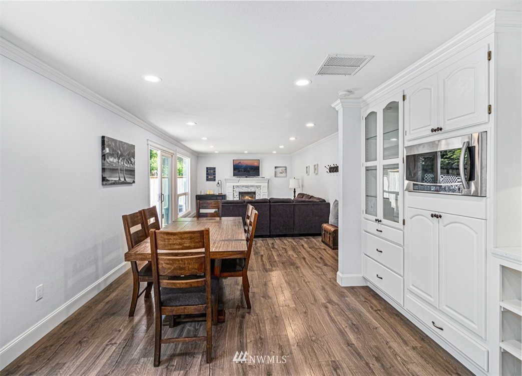 17863 157th Avenue Southeast Renton, WA 98058 - Photo 16 of 40 Gallery Image 16