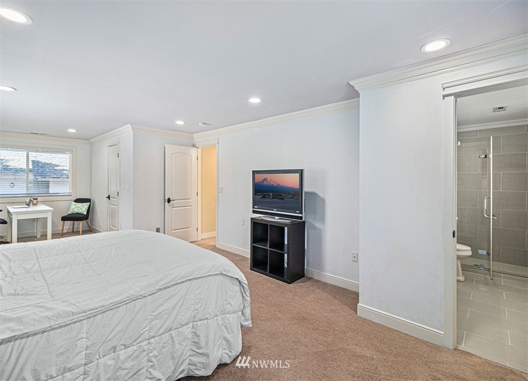 17863 157th Avenue Southeast Renton, WA 98058 - Photo 32 of 40 Gallery Image 32