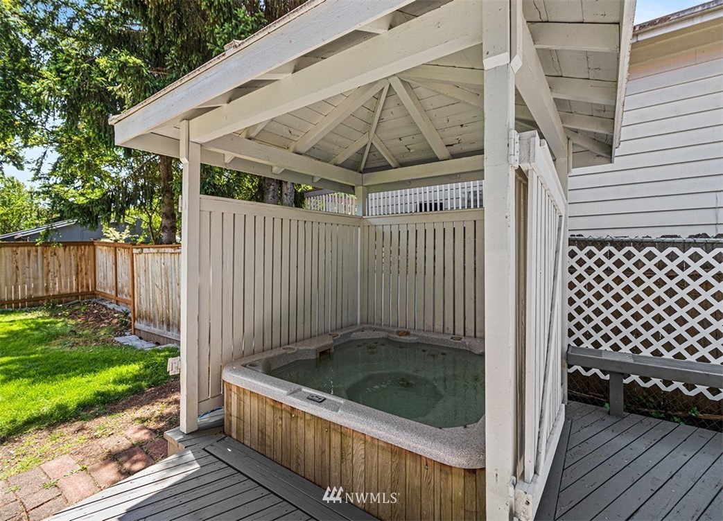 17863 157th Avenue Southeast Renton, WA 98058 - Photo 39 of 40 Gallery Image 39