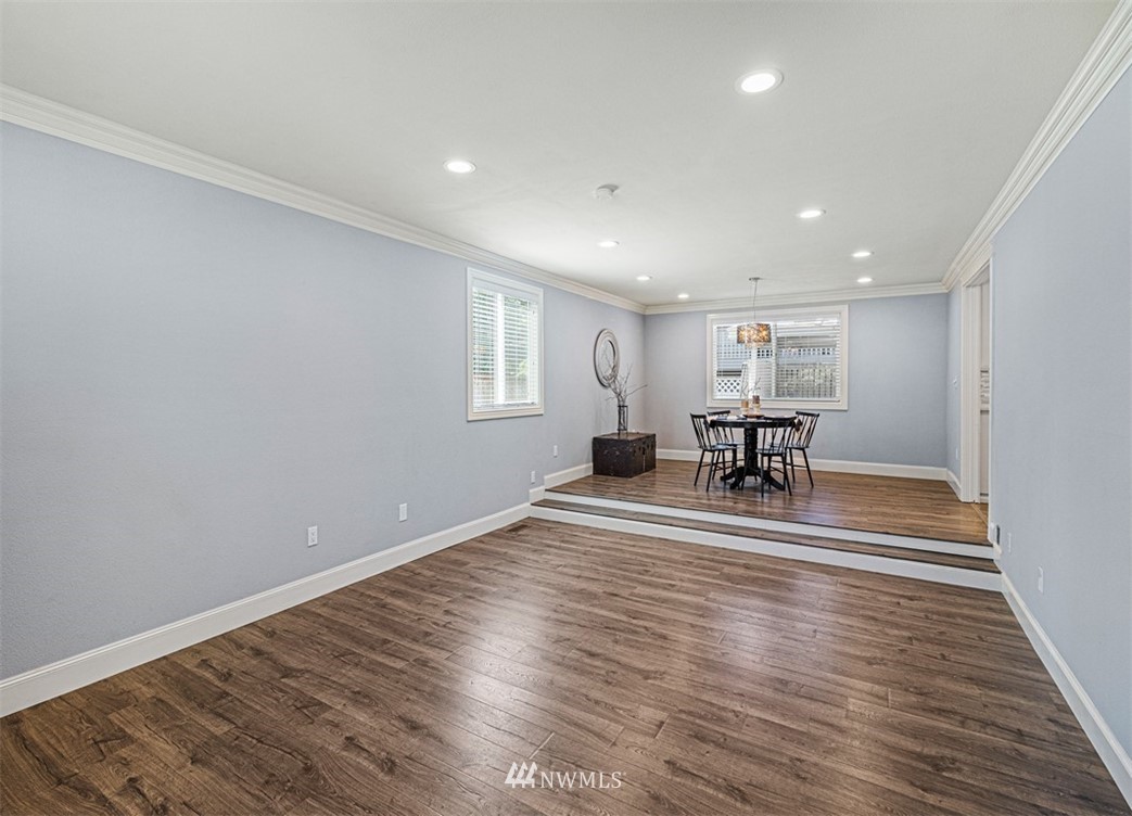 17863 157th Avenue Southeast Renton, WA 98058 - Photo 7 of 40 Gallery Image 7