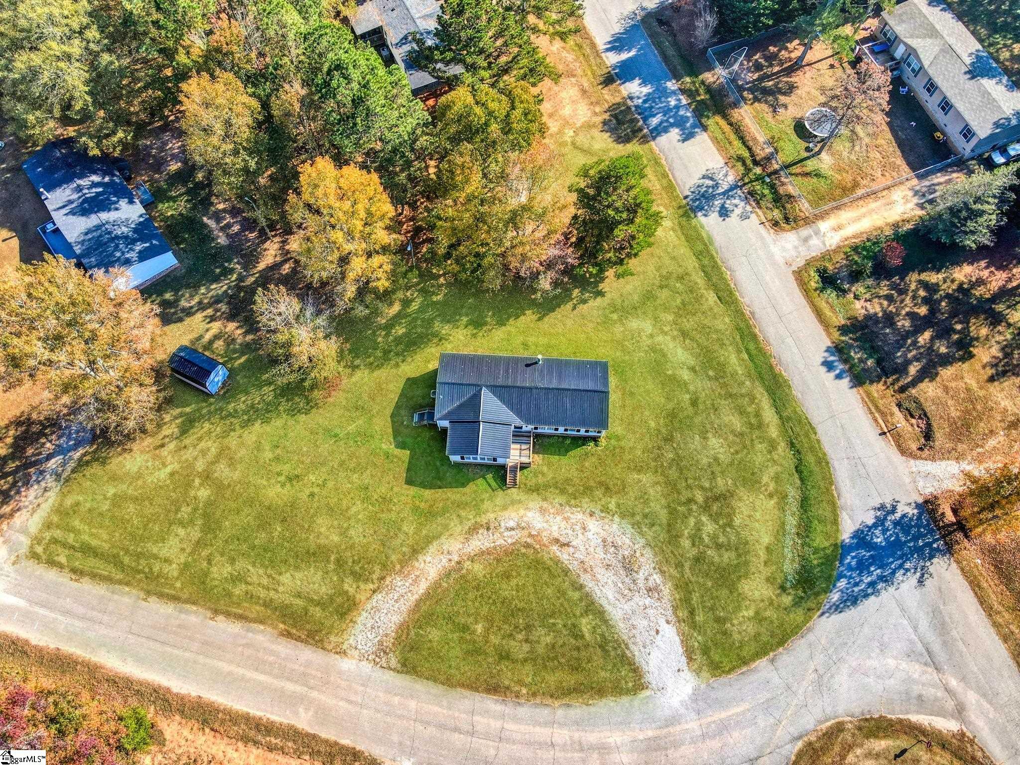 107 Pierce Road Williamston, SC 29697 - Photo 3 of 26