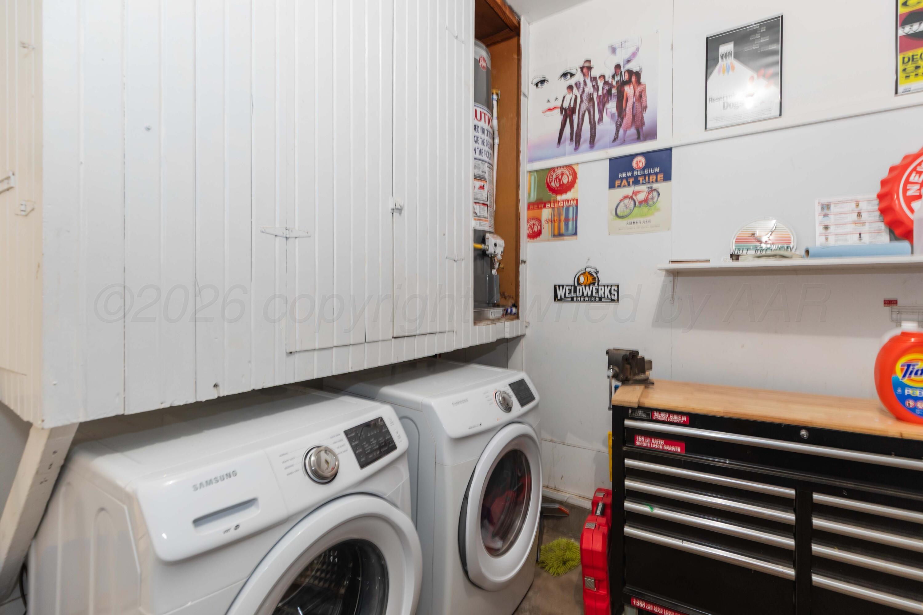 1602 Mustang Street Amarillo, TX 79102 - Photo 36 of 36 a utility room with dryer and washer