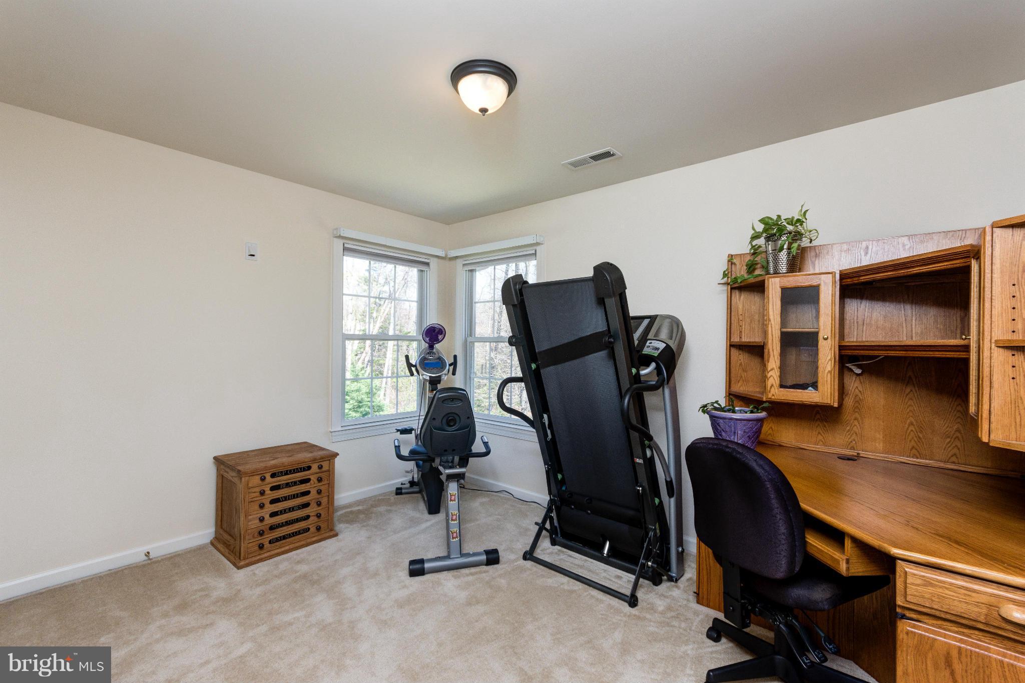 8001 Long Hill Road Pasadena, MD 21122 - Photo 22 of 28 Bedroom