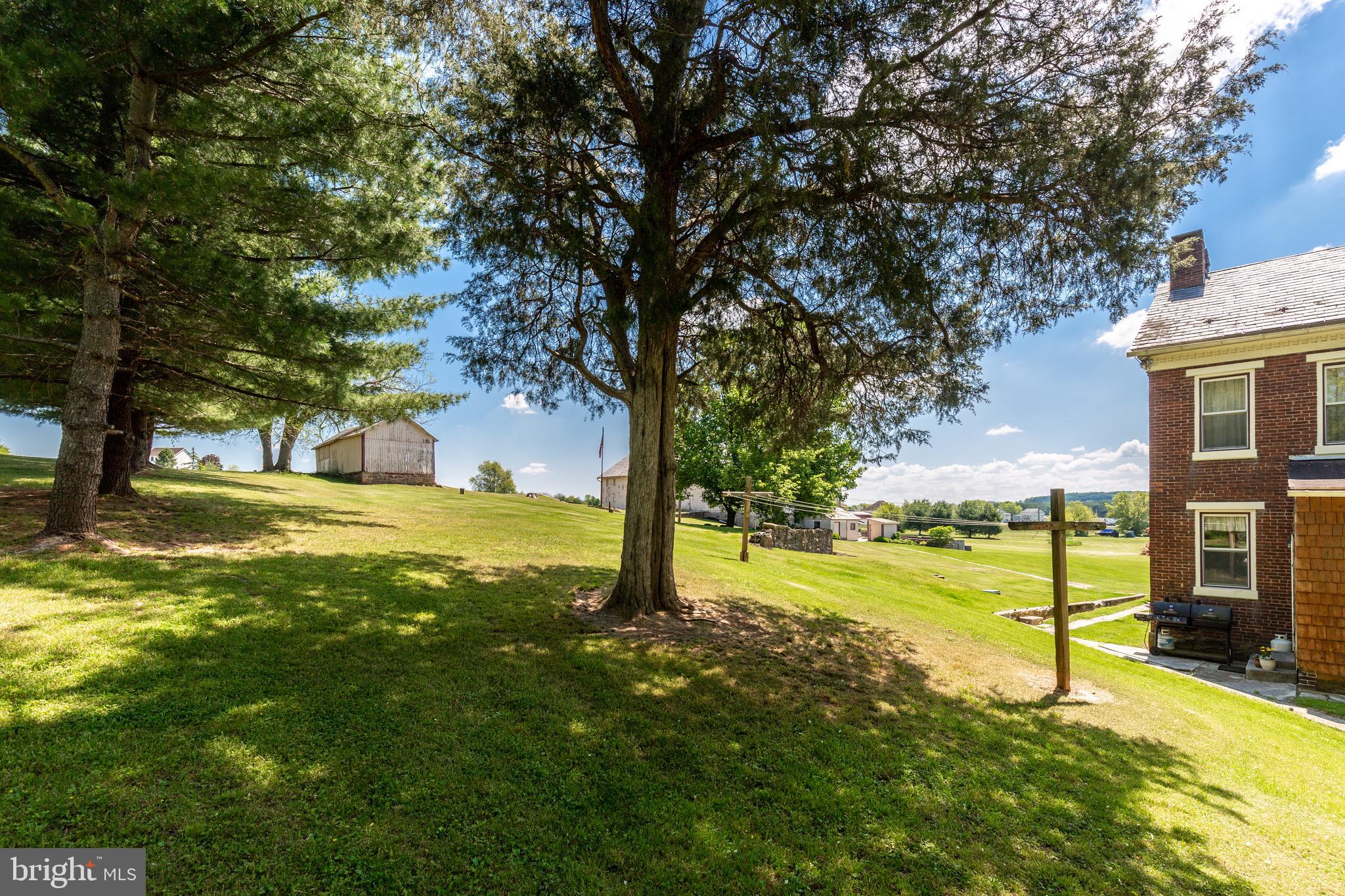 88 Rambler Road Thomasville, PA 17364 - Photo 23 of 73 Rear yard