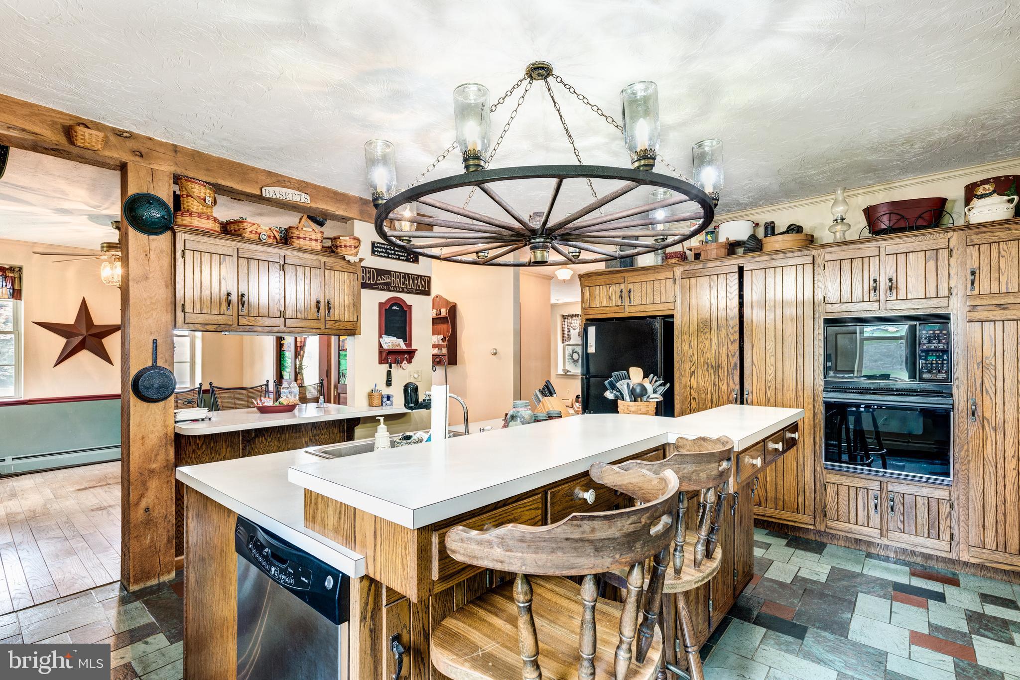 88 Rambler Road Thomasville, PA 17364 - Photo 34 of 73 Kitchen