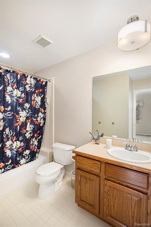 1996 Tall Oaks Boulevard Rochester Hills, MI 48306 - Photo 26 of 44