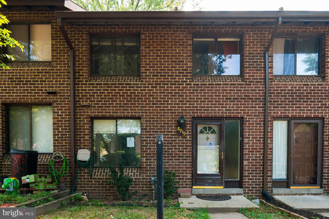8949 Footed Ridge Columbia, MD 21045 - Photo 1 of 30 Exterior (Front)