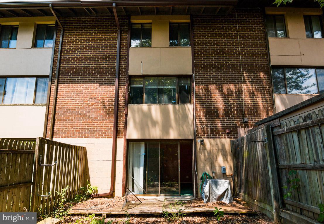 8949 Footed Ridge Columbia, MD 21045 - Photo 4 of 30 Exterior (General)