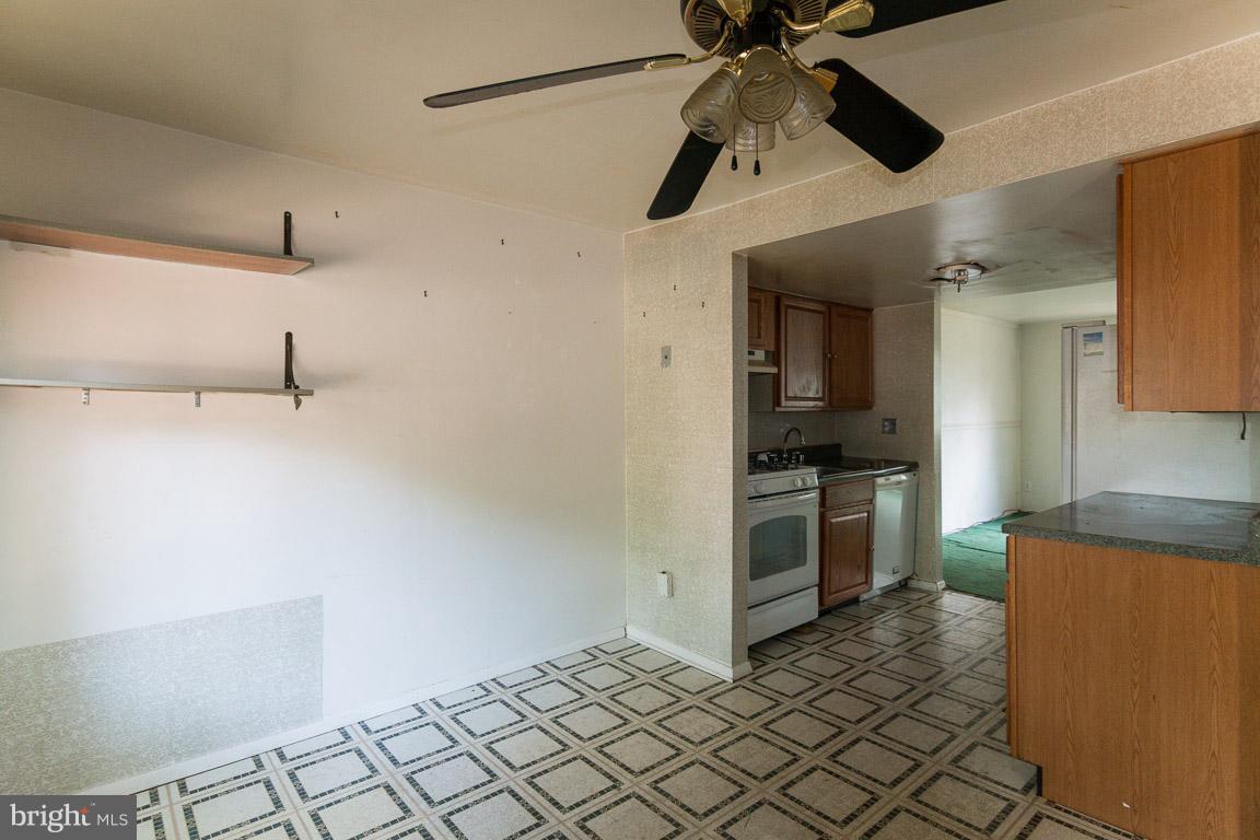 8949 Footed Ridge Columbia, MD 21045 - Photo 7 of 30 Interior (General)