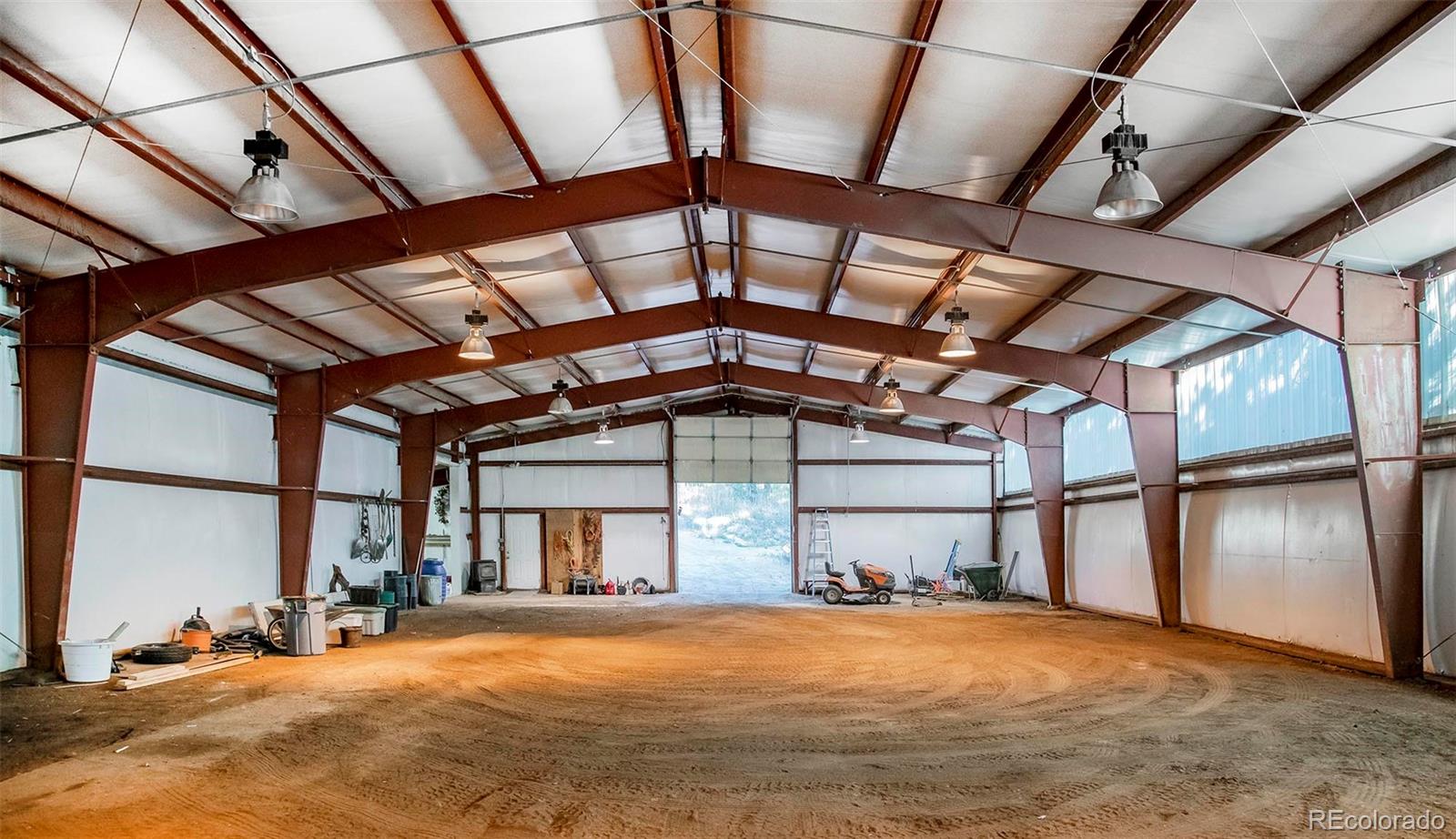 8838 South Hillview Road Morrison, CO 80465 - Photo 4 of 47 a big room with closet