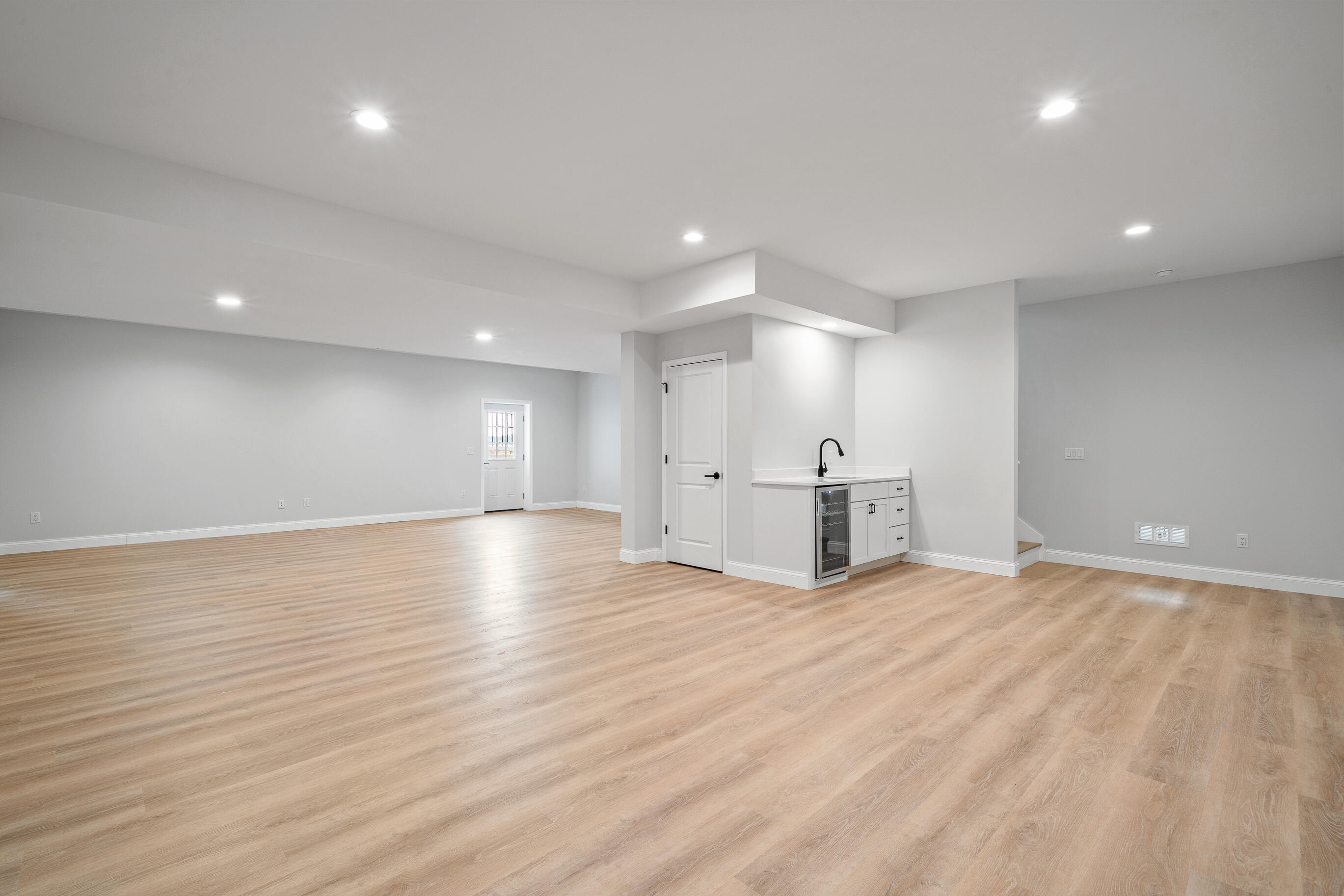 1703 Links Road, Unit 5708 Geneva, WI 53147 - Photo 19 of 66 LL family room