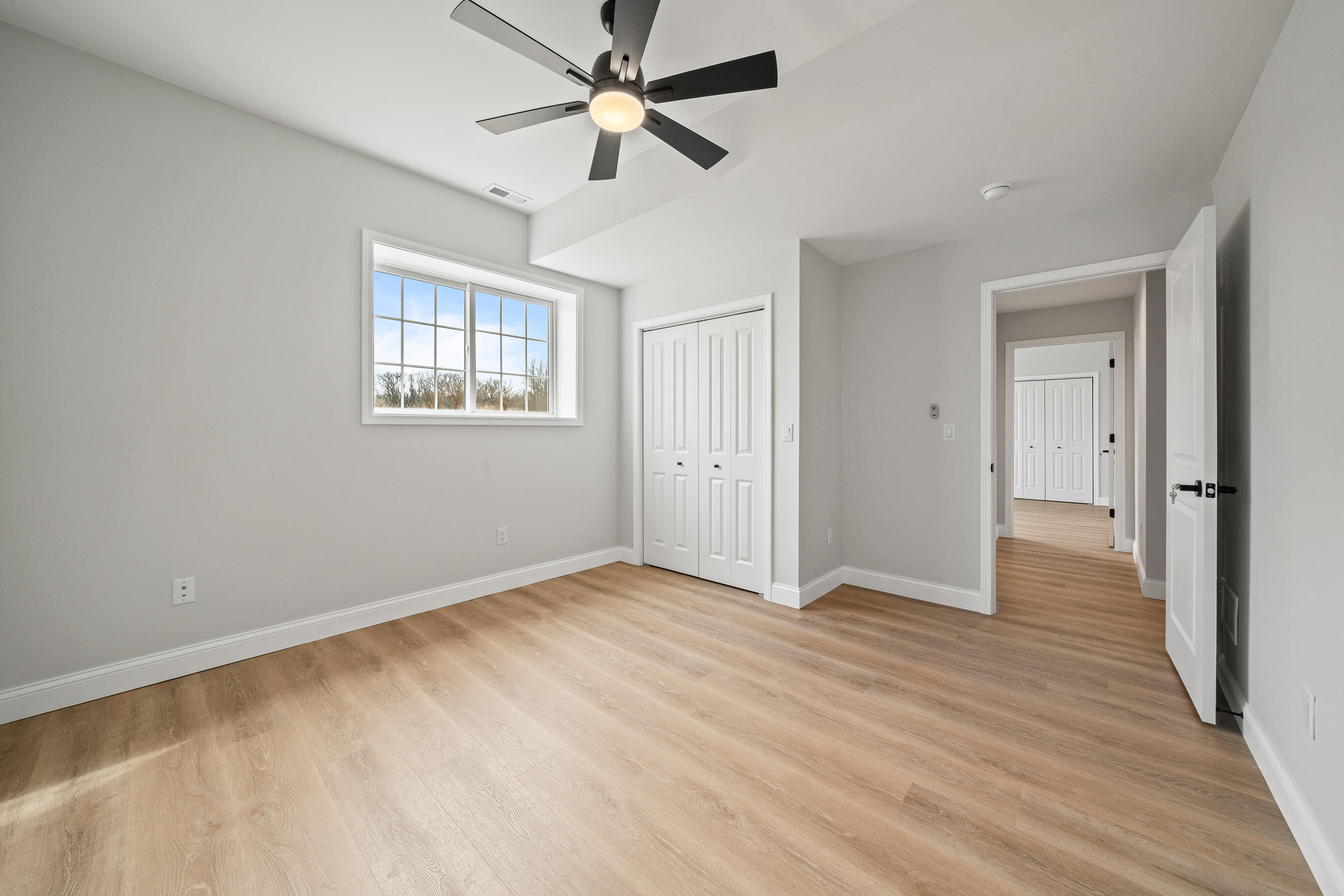 1703 Links Road, Unit 5708 Geneva, WI 53147 - Photo 21 of 66 LL bedroom