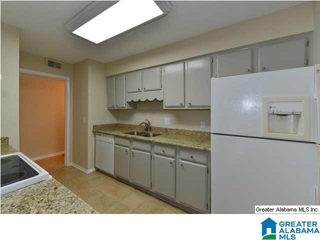 208 Running Brook Road Birmingham, AL 35226 - Photo 8 of 31