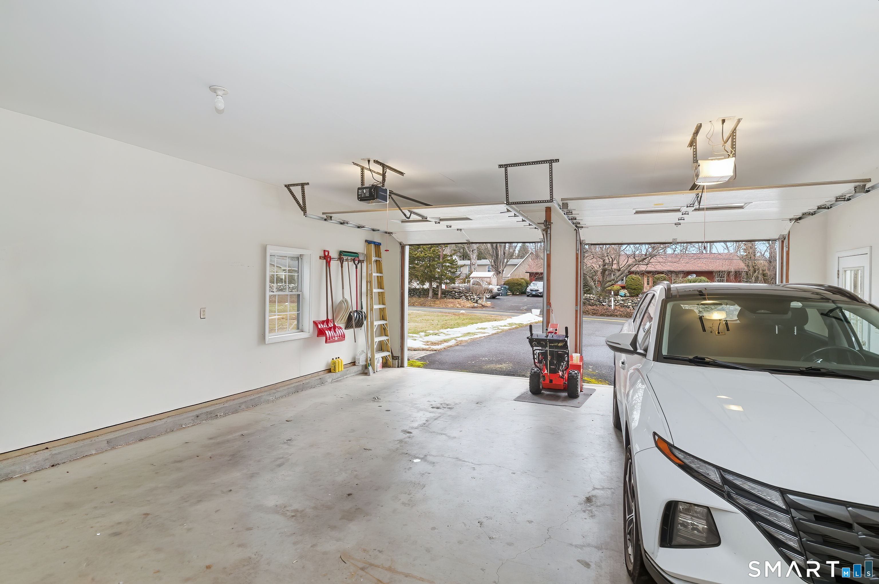 4 Chatfield Street Seymour, CT 06483 - Photo 35 of 39