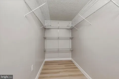 $480,000 | 309 Yoakum Parkway, Unit 1003, Alexandria, VA 22304