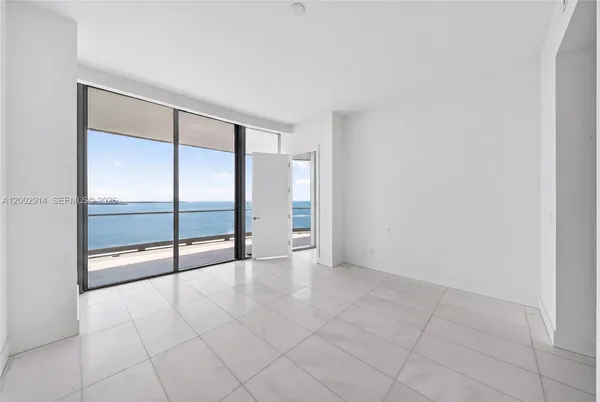 $6,300,000 | 175 Southeast 25th Road, Unit 2602, Miami, FL 33129