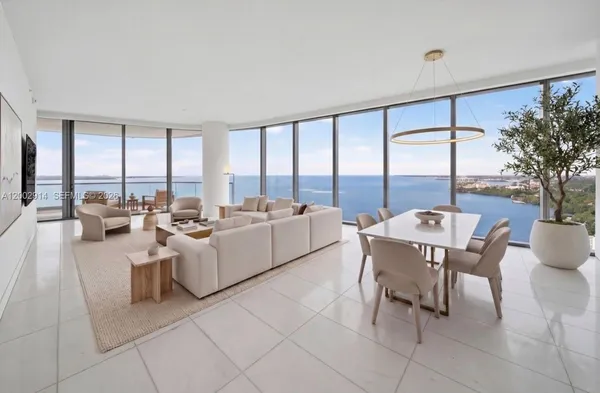 $6,300,000 | 175 Southeast 25th Road, Unit 2602, Miami, FL 33129