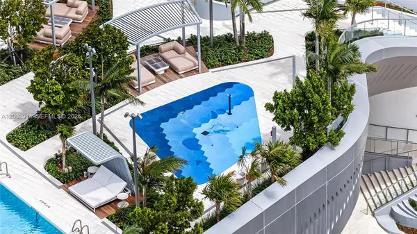 $6,300,000 | 175 Southeast 25th Road, Unit 2602, Miami, FL 33129