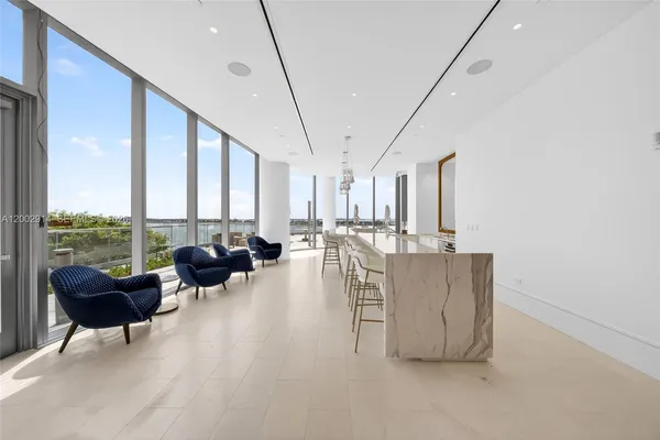 $6,300,000 | 175 Southeast 25th Road, Unit 2602, Miami, FL 33129