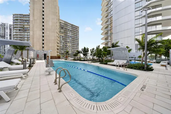$6,300,000 | 175 Southeast 25th Road, Unit 2602, Miami, FL 33129