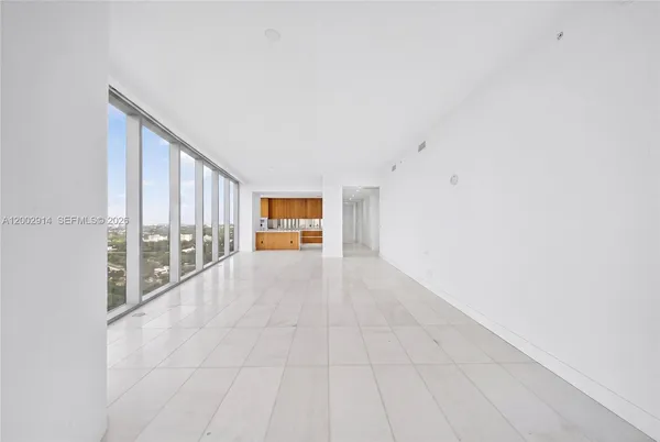 $6,300,000 | 175 Southeast 25th Road, Unit 2602, Miami, FL 33129