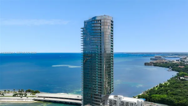$6,300,000 | 175 Southeast 25th Road, Unit 2602, Miami, FL 33129