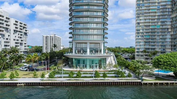 $6,300,000 | 175 Southeast 25th Road, Unit 2602, Miami, FL 33129