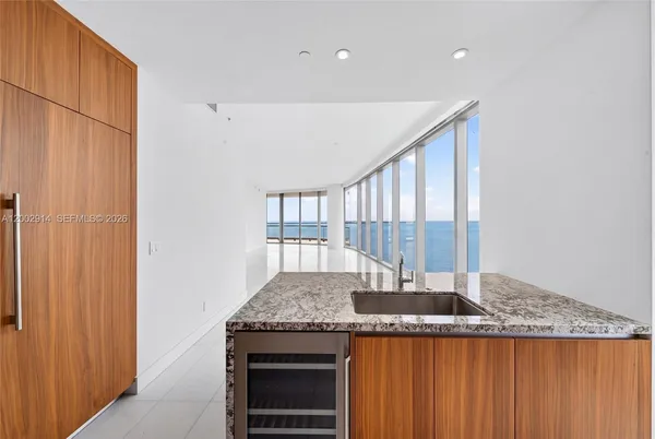 $6,300,000 | 175 Southeast 25th Road, Unit 2602, Miami, FL 33129