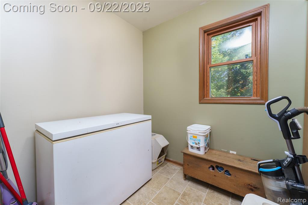 9511 West Allen Road Fowlerville, MI 48836 - Photo 26 of 98