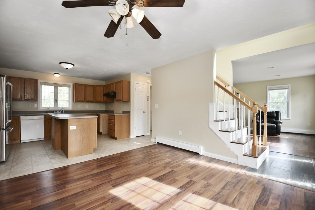 363 State Road Phillipston, MA 01331 - Photo 6 of 31
