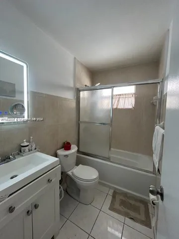 $6,000 | 1101 Southwest 17th Avenue, Miami, FL 33135