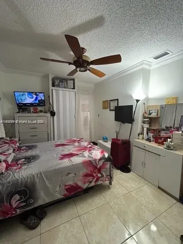 $6,000 | 1101 Southwest 17th Avenue, Miami, FL 33135