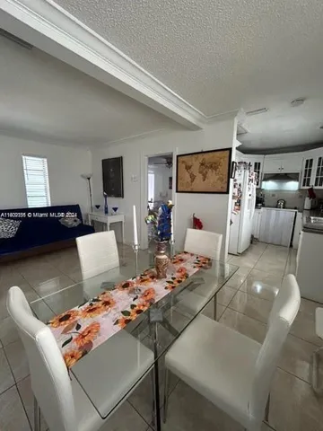 $6,000 | 1101 Southwest 17th Avenue, Miami, FL 33135