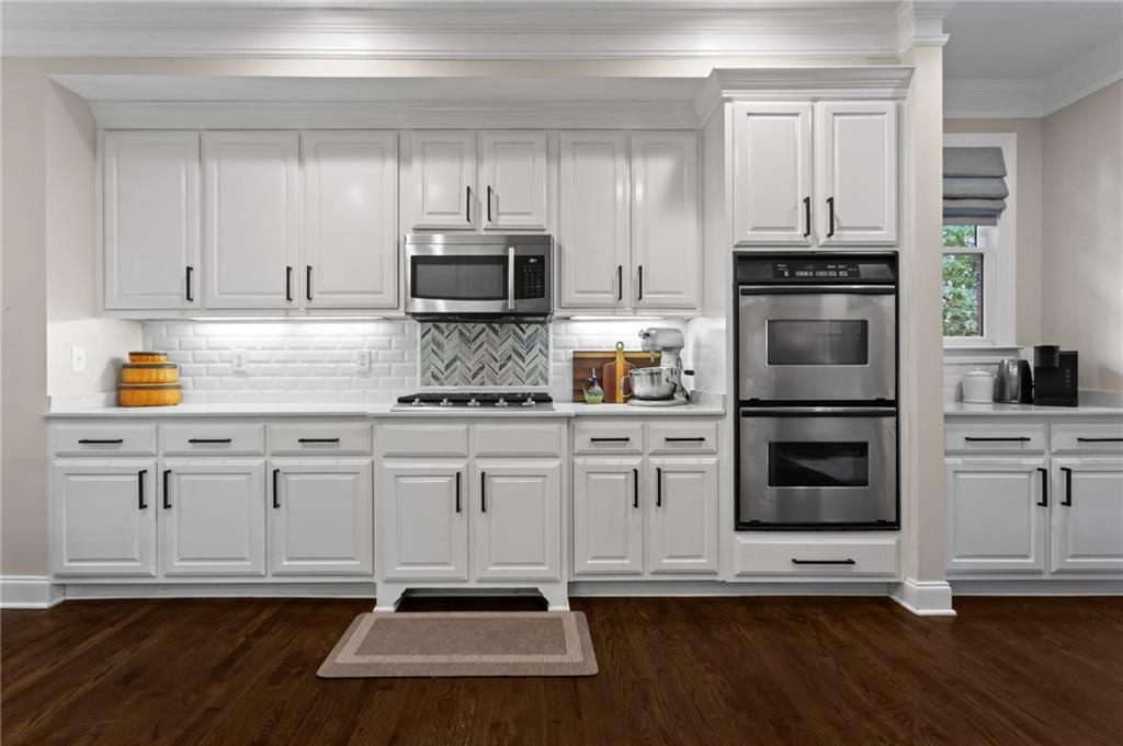 2602 Long Pointe Roswell, GA 30076 - Photo 13 of 38