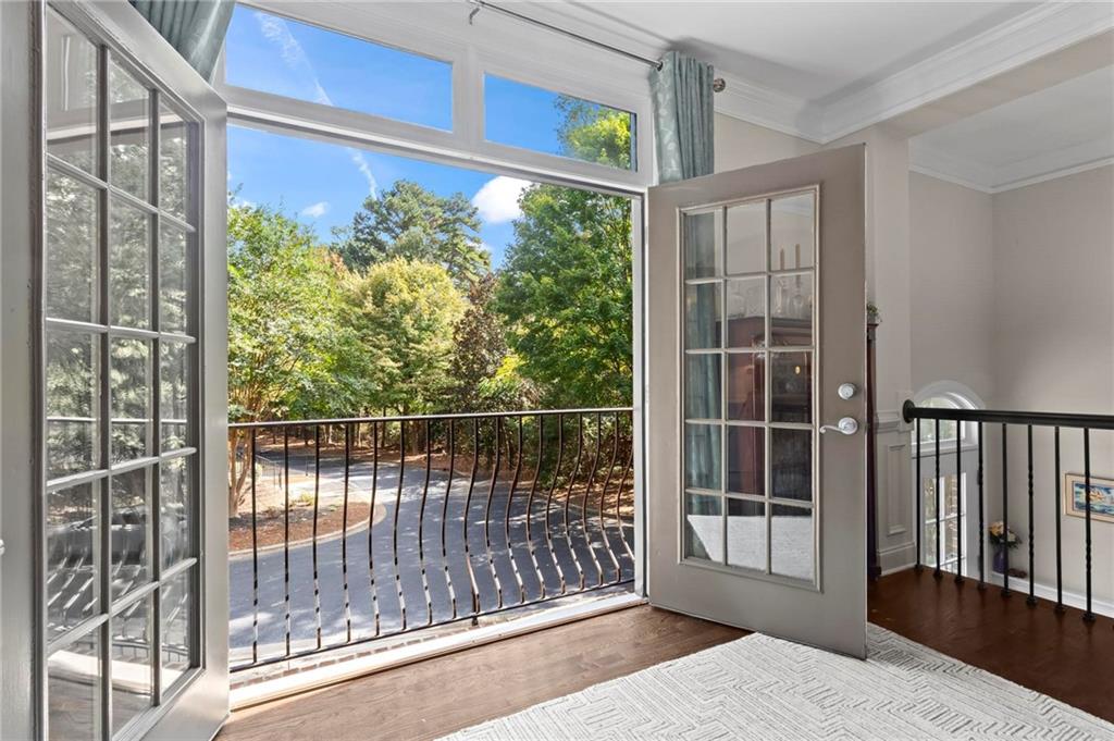 2602 Long Pointe Roswell, GA 30076 - Photo 10 of 38