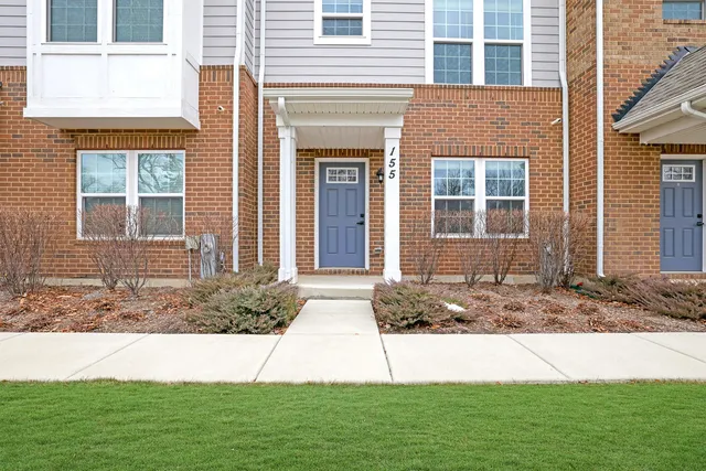 $3,250 | 155 Canterbury Way, Lake Zurich, IL 60047
