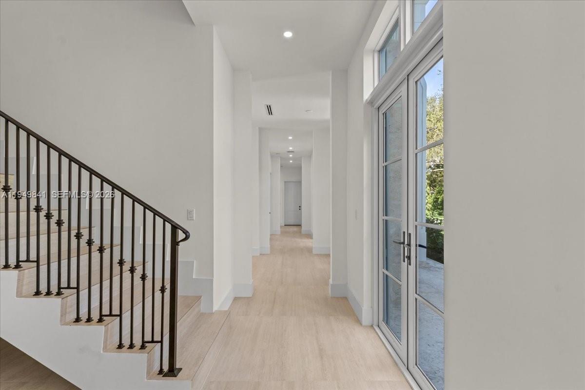 5940 Southwest 100th Terrace Pinecrest, FL 33156 - Photo 17 of 52