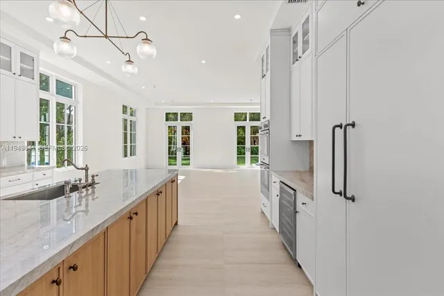 $7,400,000 | 5940 Southwest 100th Terrace, Pinecrest, FL 33156