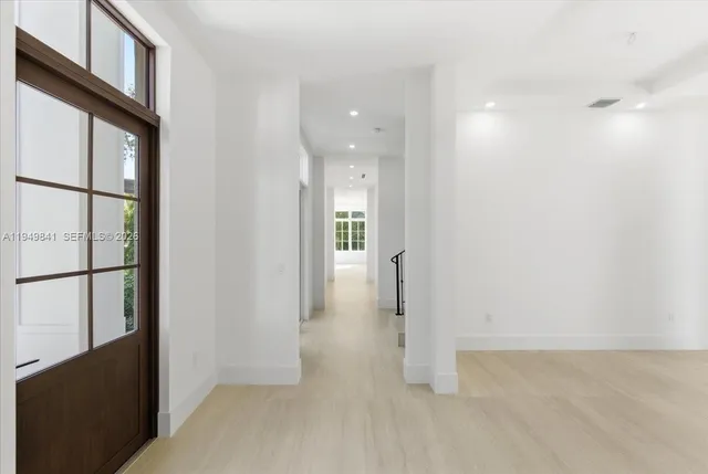 $7,400,000 | 5940 Southwest 100th Terrace, Pinecrest, FL 33156