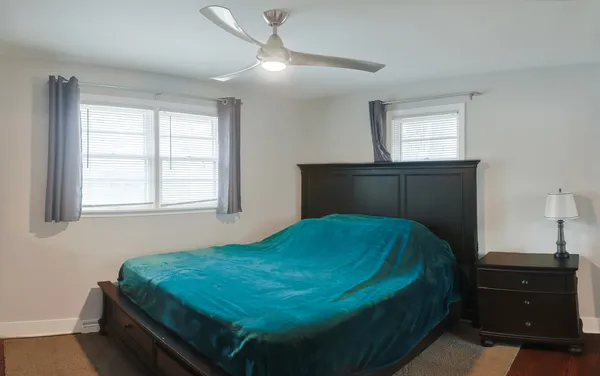 $3,200 | 227 North Butterfield Road, Libertyville, IL 60048