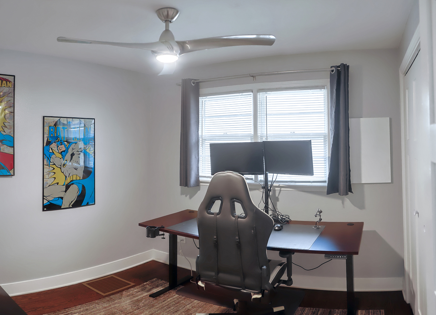 227 North Butterfield Road Libertyville, IL 60048 - Photo 20 of 27 a workspace with furniture and window