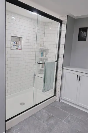 $3,200 | 227 North Butterfield Road, Libertyville, IL 60048