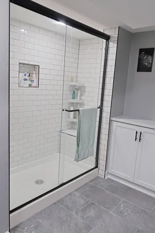 $3,300 | 227 North Butterfield Road, Libertyville, IL 60048