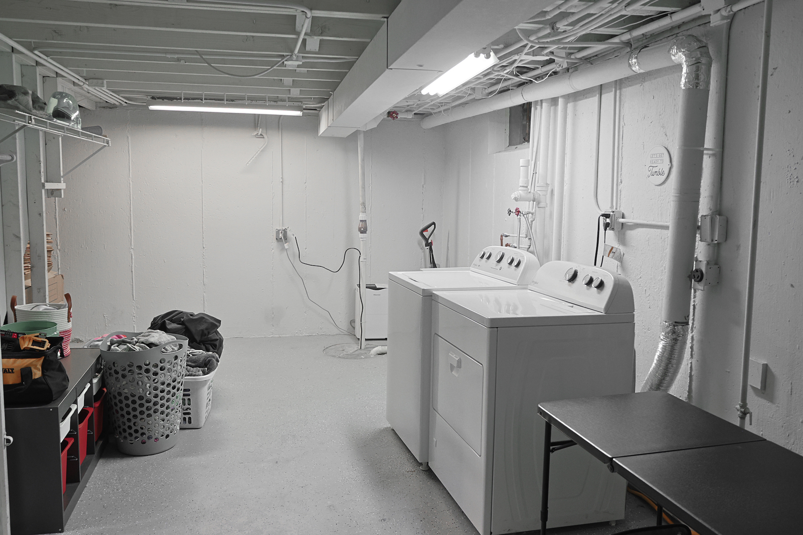 227 North Butterfield Road Libertyville, IL 60048 - Photo 24 of 27 a bathroom with a sink and a mirror