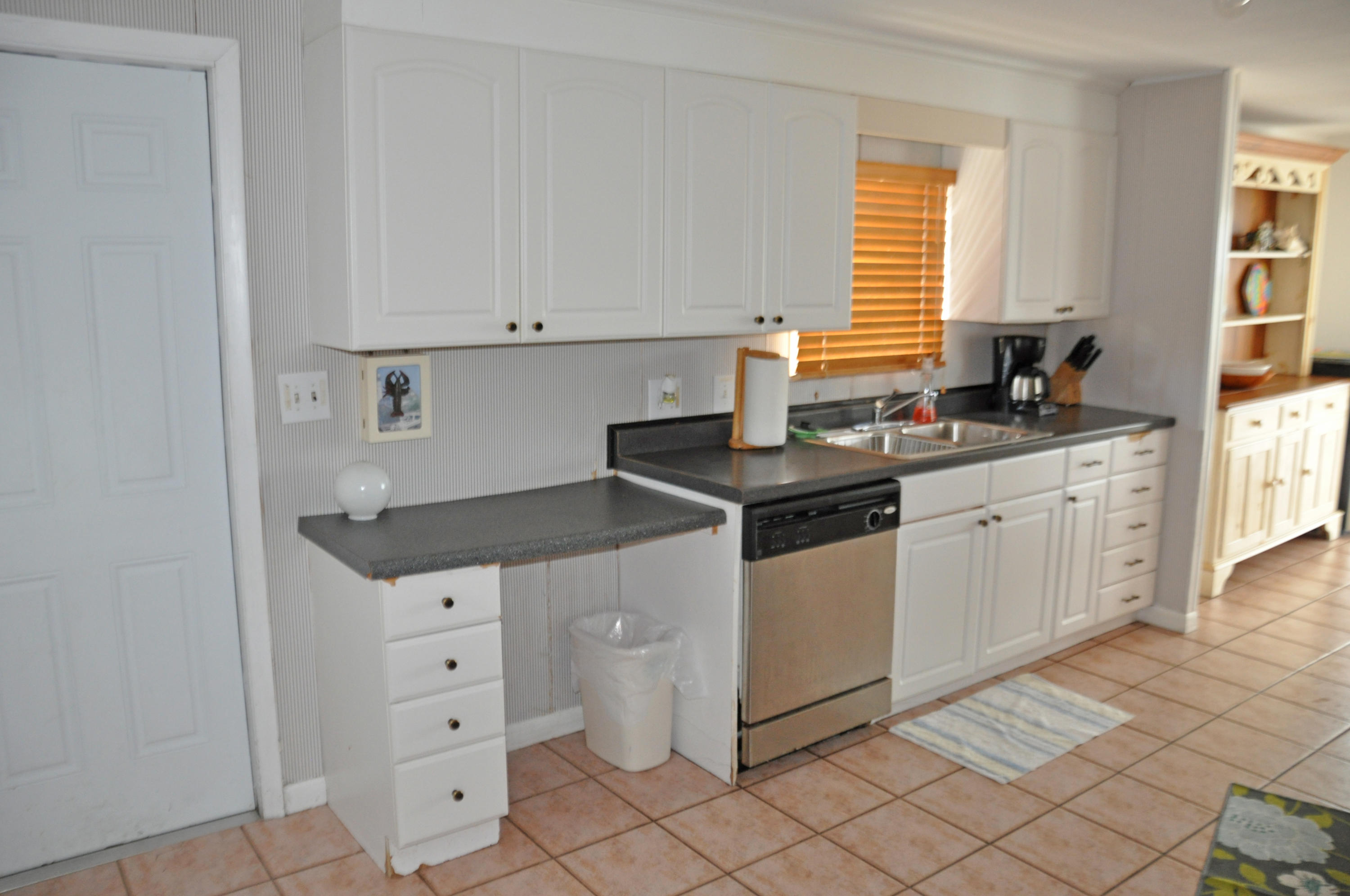 261 Upper Matecumbe Road Key Largo, FL 33037 - Photo 11 of 25 Kitchen View 1